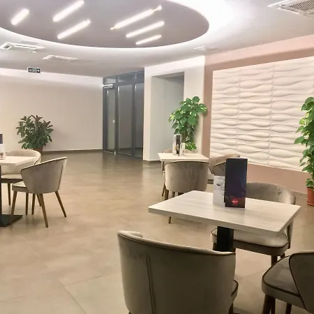 Garden Medical & فندق 4*