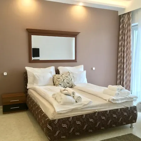 Garden Medical & فندق 4*