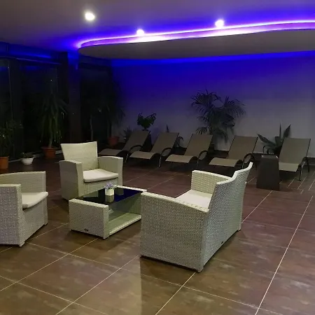 Garden Medical & 4*